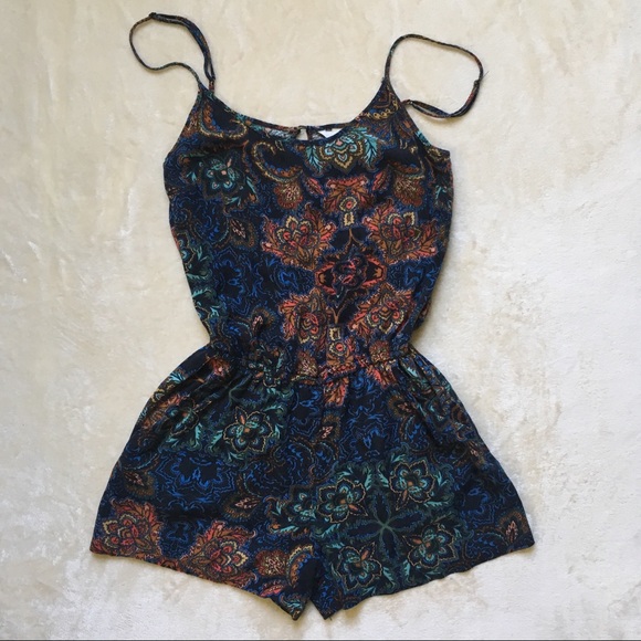 H&M Pants - H&M Colorful Paisley Patterned Romper Size 2